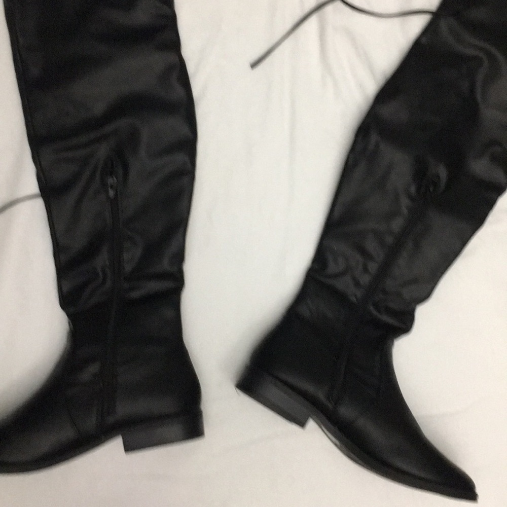 Boots - Picture 2 of 3